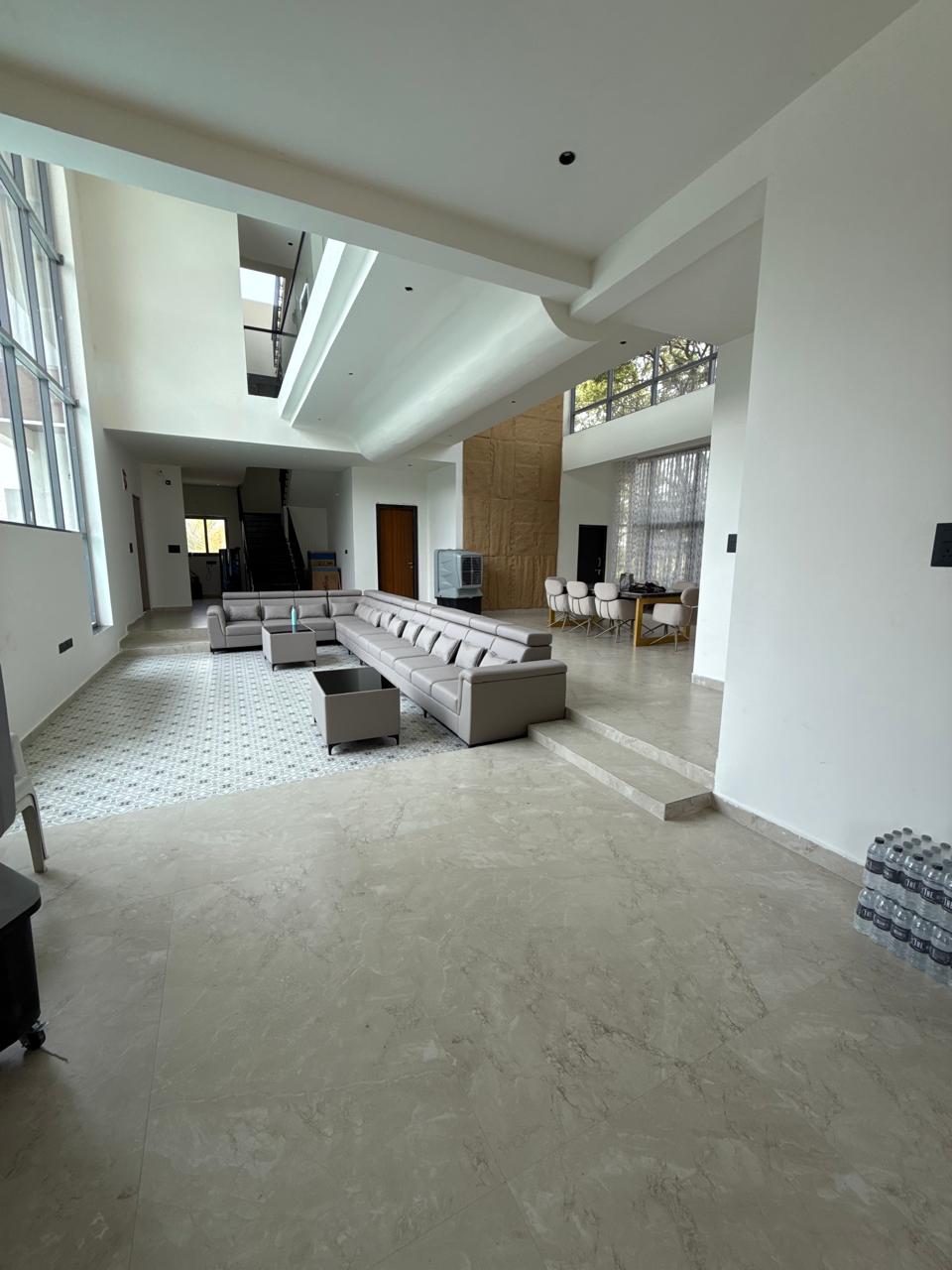 Luxury living hall double height